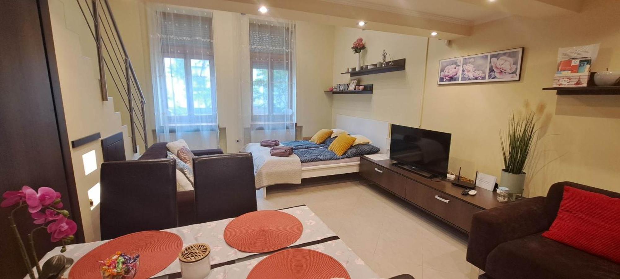 Szandi Belvarosi Apartman Segedin Dış mekan fotoğraf