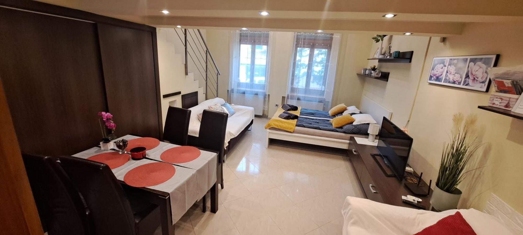 Szandi Belvarosi Apartman Segedin Dış mekan fotoğraf